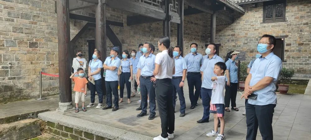 我司党支部赴秋瑾故宅开展主题党日运动 - 党群运动 - 湖南万达项目治理有限公司【官网】
