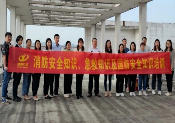 巾帼心向党，，，，，青春齐绽放——湖南万达“三八妇女节”运动 - 公司要闻 - 湖南万达项目治理有限公司【官网】