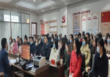 巾帼心向党，，，，，青春齐绽放——湖南万达“三八妇女节”运动 - 公司要闻 - 湖南万达项目治理有限公司【官网】